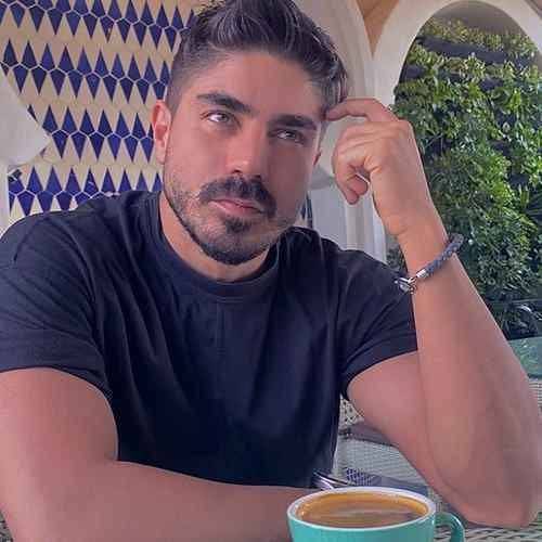 مسعود روح نیکان دستبند